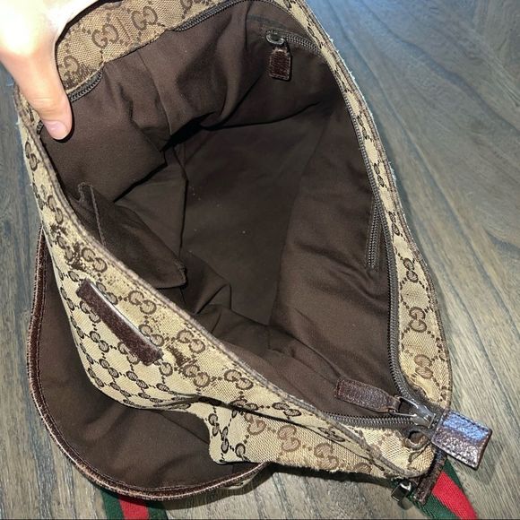 Authentic Gucci Crossbody🪷 - Picture 9 of 12